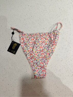 NWT Skatie Bobbi Bikini Bottoms Sicily Floral Print - M